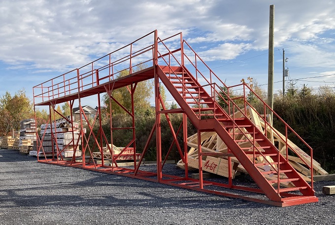 fabricant, passerelle, acier, galvanis&eacute;